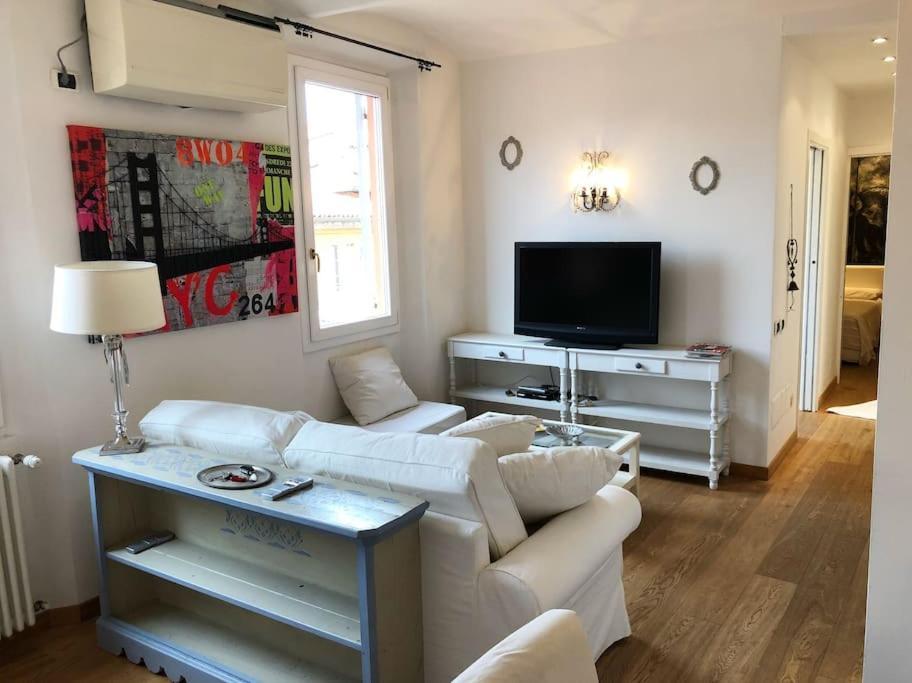 Residenza Griffoni Apartment Bologna Bagian luar foto