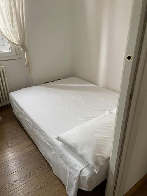 Residenza Griffoni Apartment Bologna Bagian luar foto